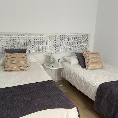 Apartamentos La Higuera 1 โรตา ภายนอก รูปภาพ